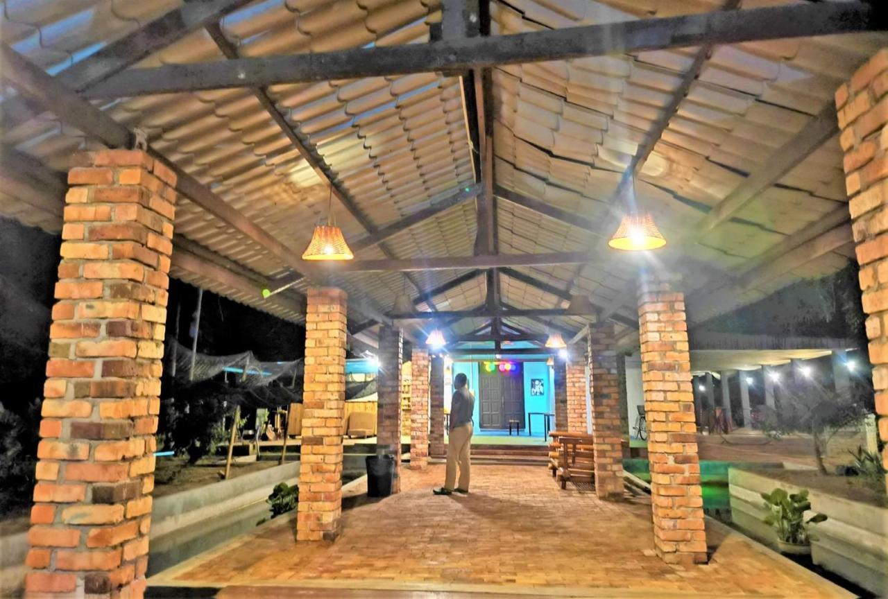 Hotel Mango'S Park Port Dickson Exterior foto